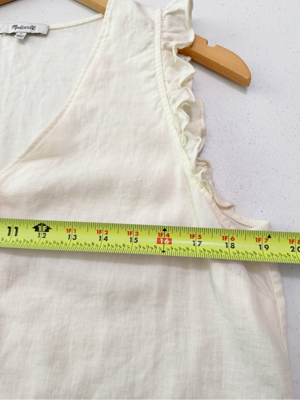 Madewell Cream Button-Front Ruffle Sleeve Tank - Picture 7 of 9